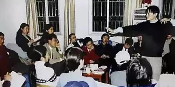 那些頂級巨頭創業初期的苦逼樣,谷歌、蘋果、阿里、騰訊、華為...